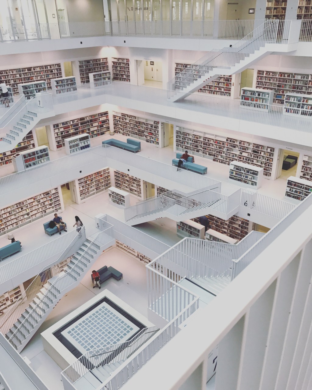 5 Books I Recommend to&nbsp;Everyone